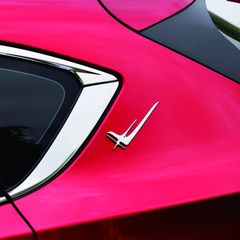 新c级e级奔驰加长版车标 改装车侧标车贴锌合金飞镖叶子板装饰贴