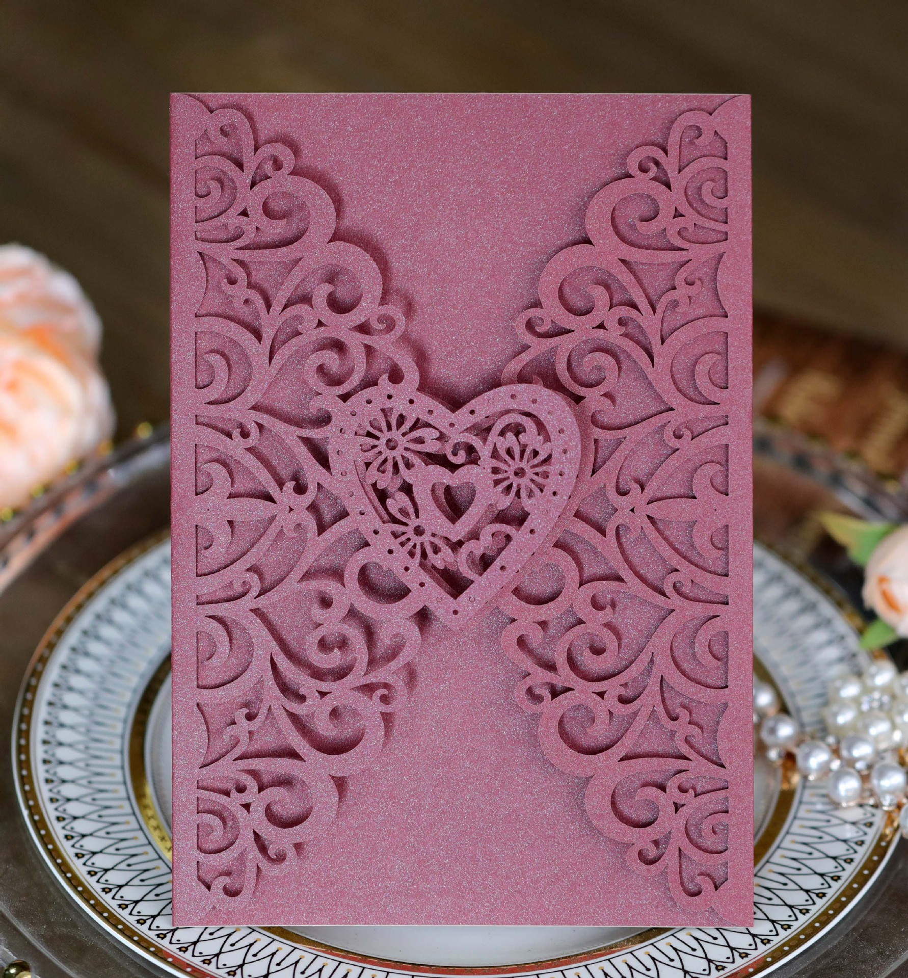 情人节爱心贺卡 婚礼请柬 激光邀请函 结婚镂空心形玫瑰图案批发