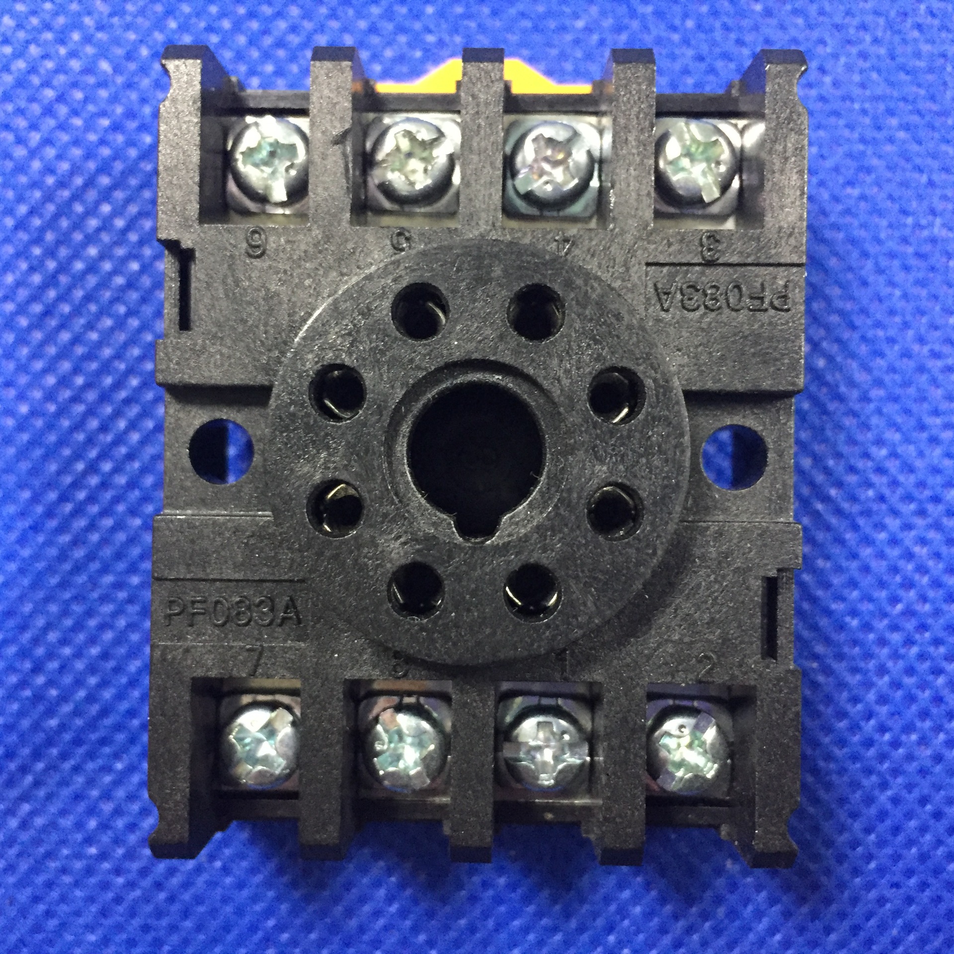 时间继电器底座pf083a 2c座子配st3p dh48s dh48j jsz3继电器