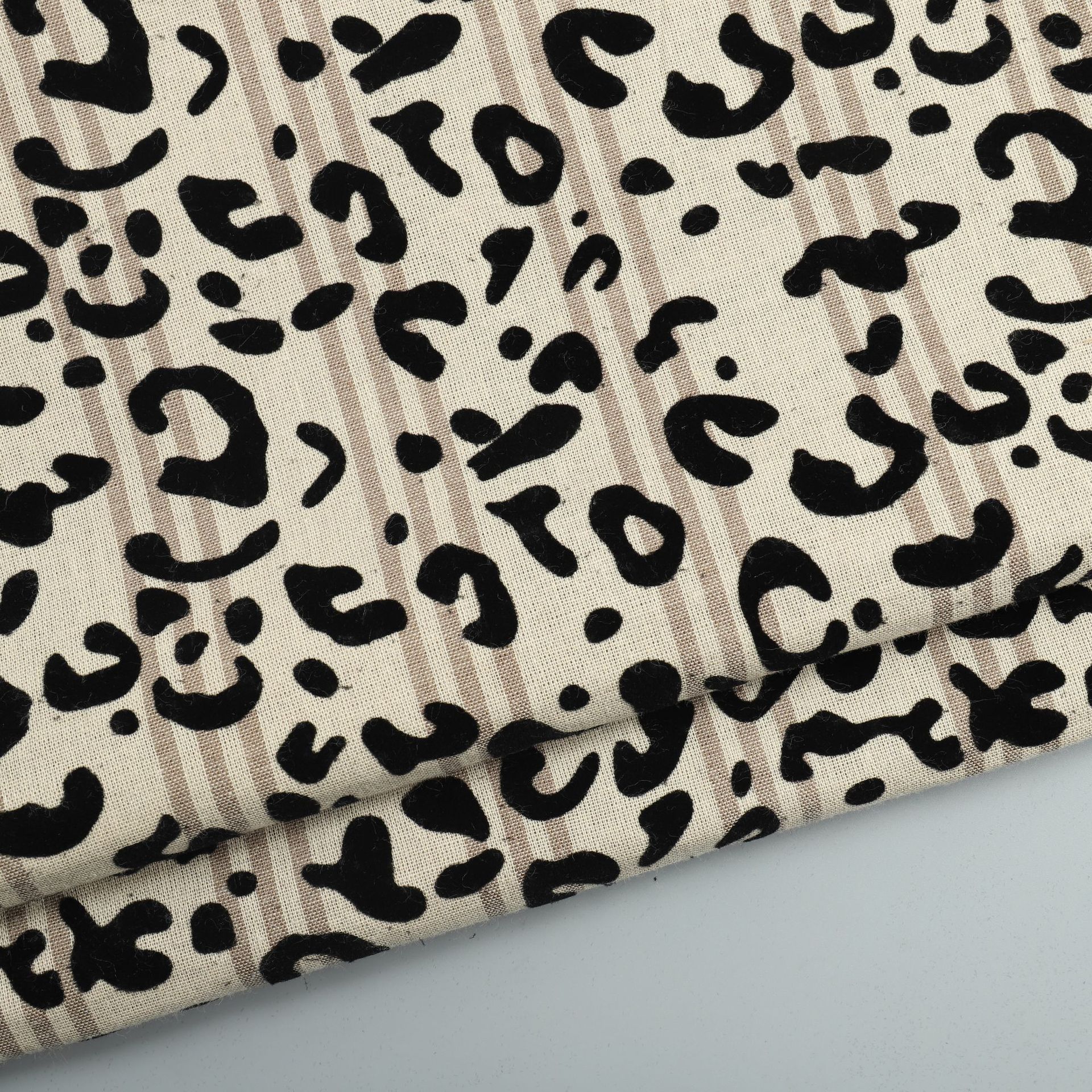 全棉色织双层条子布休闲衬衫服装渔夫帽抱枕家纺睡衣豹纹植绒面料