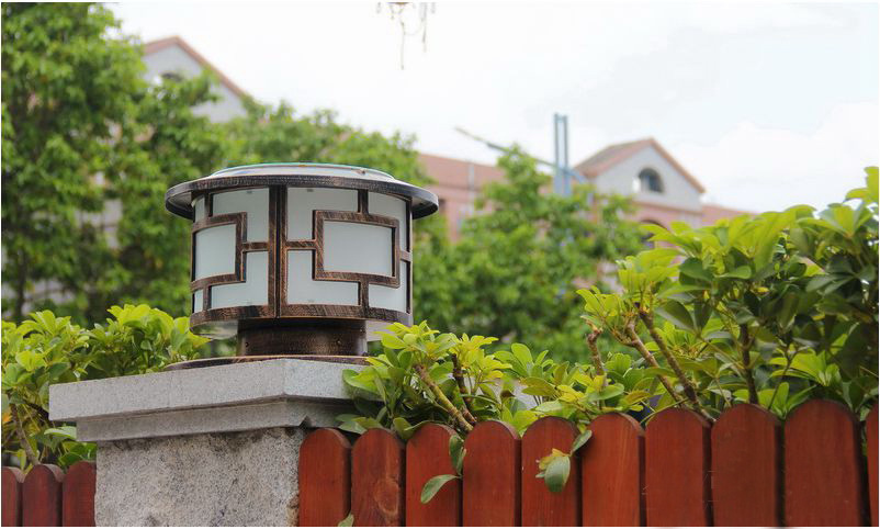 太阳能围墙灯led柱头灯 家用户外太阳能圆形中字灯大门围墙门柱灯