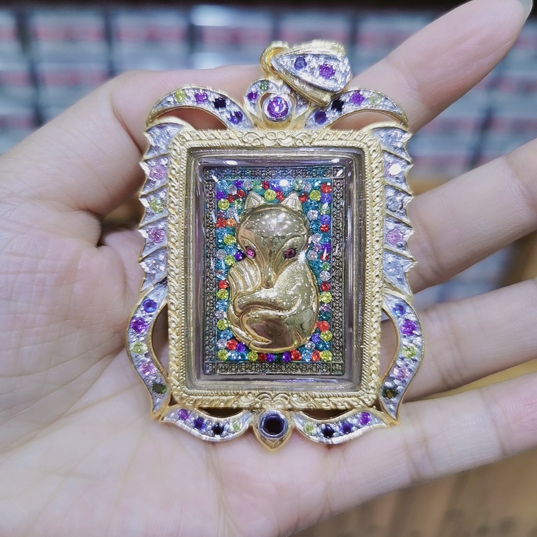 泰国佛牌真品正品阿赞力矿狐仙狐狸金箔魅力桃花爱情财运原庙加持