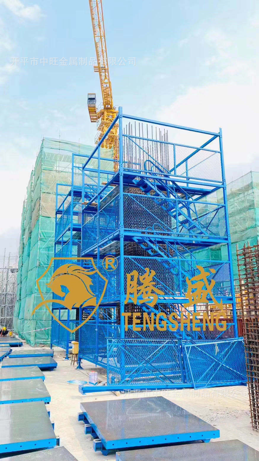 加工生产一体化施工梯笼 湖北脚手架系列 一体化施工梯笼