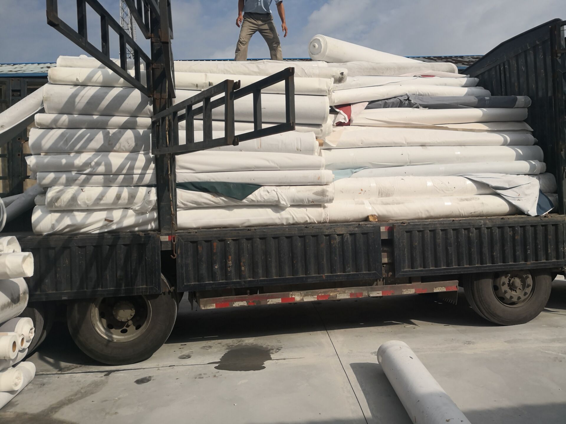 供应无味保护阻燃毯装修用地毯环保防火毯建筑工程毯