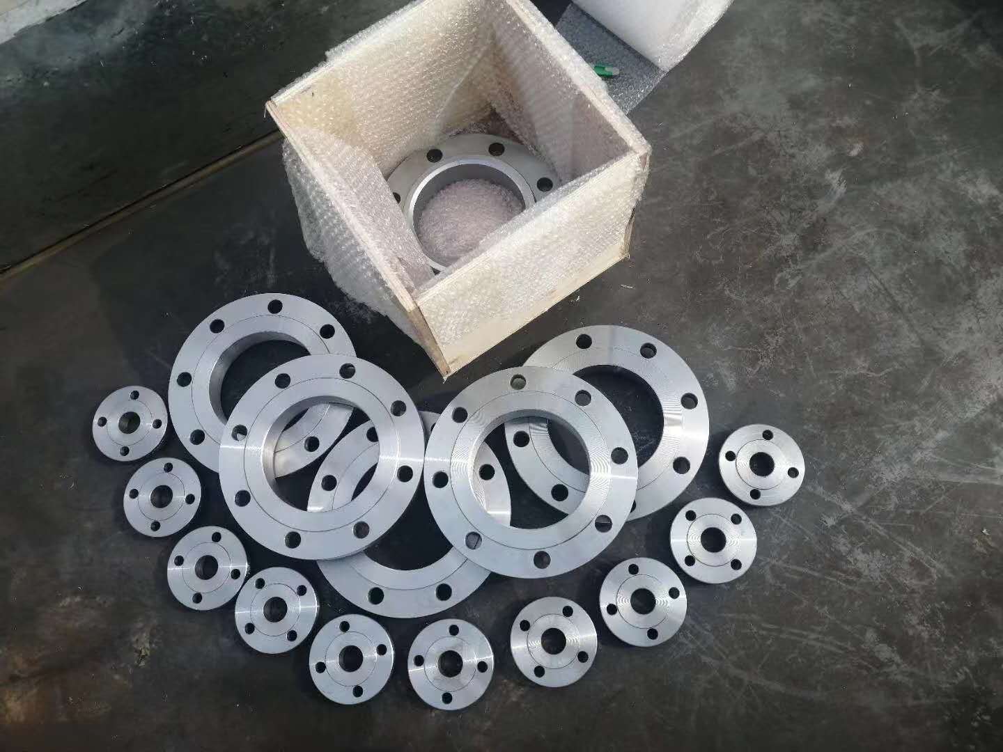 鑫浩拓不锈钢法兰 碳钢板式平焊法兰 碳钢高压钢制平焊法兰