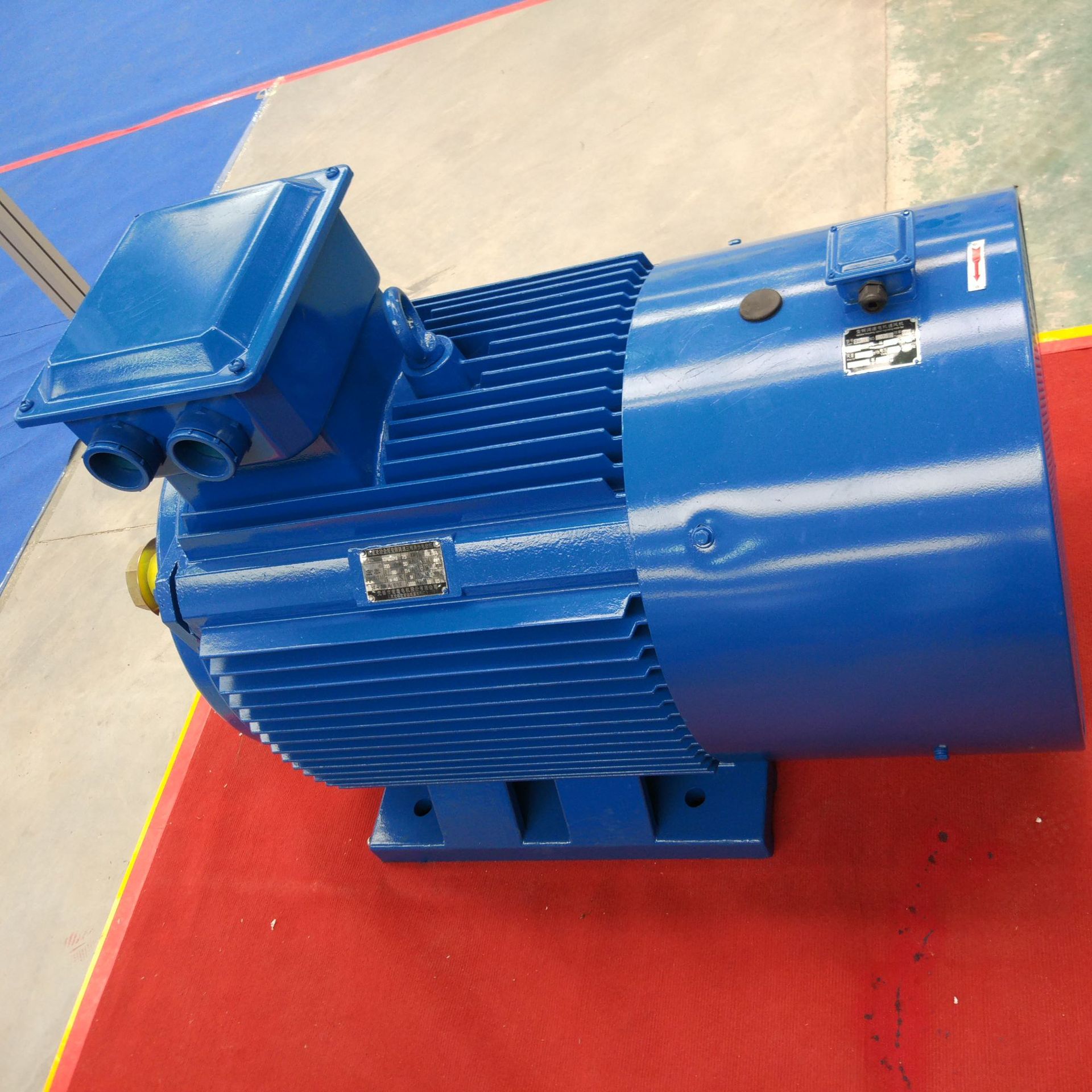 现货优惠起重及冶金用变频调速三相异步电动机yzp112m1-6/1.5kw