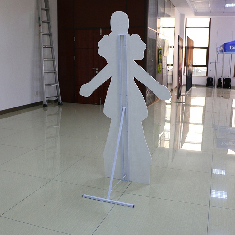 卡通人物雪弗板kt板人行牌人形立架 高质耐用宣传效果好