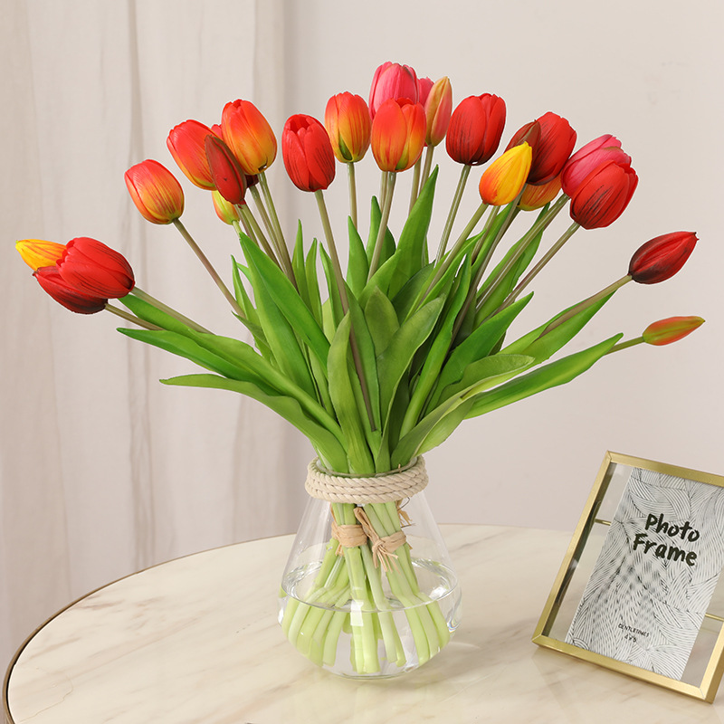 Mini Soft Plastic Tulip Pu Tulip Home Model Room Decoration Factory Artificial Flower Moisturizing Feel Tulip