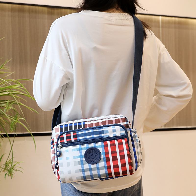 New Women's Shoulder Bags One Piece Dropshipping Cross-Border Fashion Messenger Bag Korean Waterproof Nylon Cloth Bag Fashion