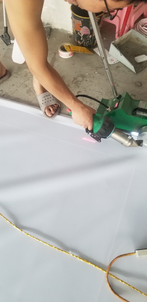 刀刮布灯箱布无影拼接机