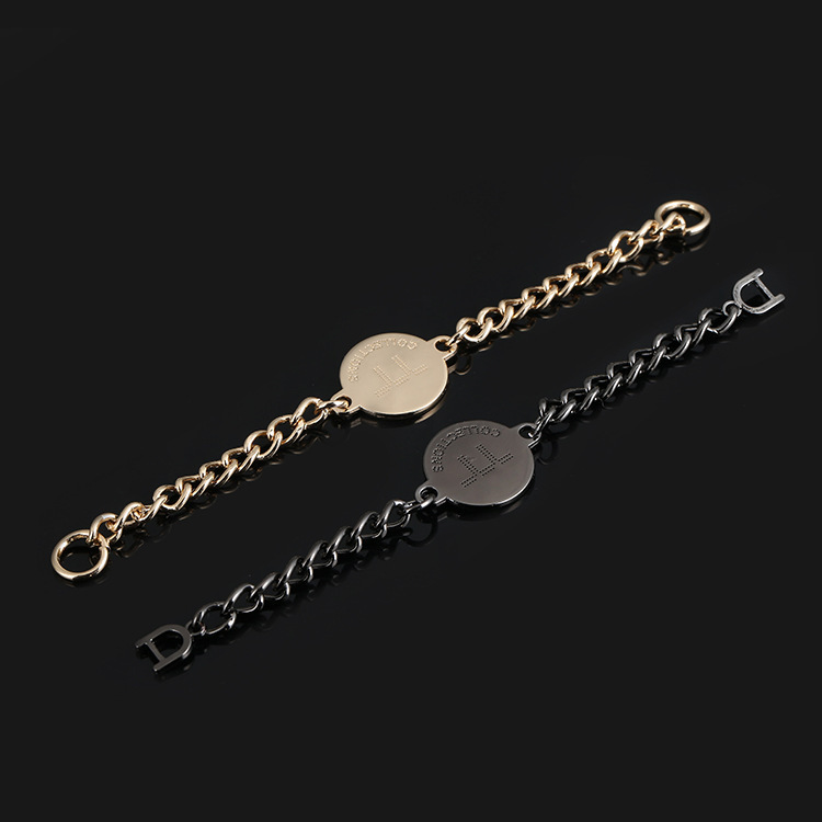 Factory Customized Metal Logo Chain Collar Lable Zinc Alloy Winter Cotton Dress down Jacket Clothing Hardware Accessories
