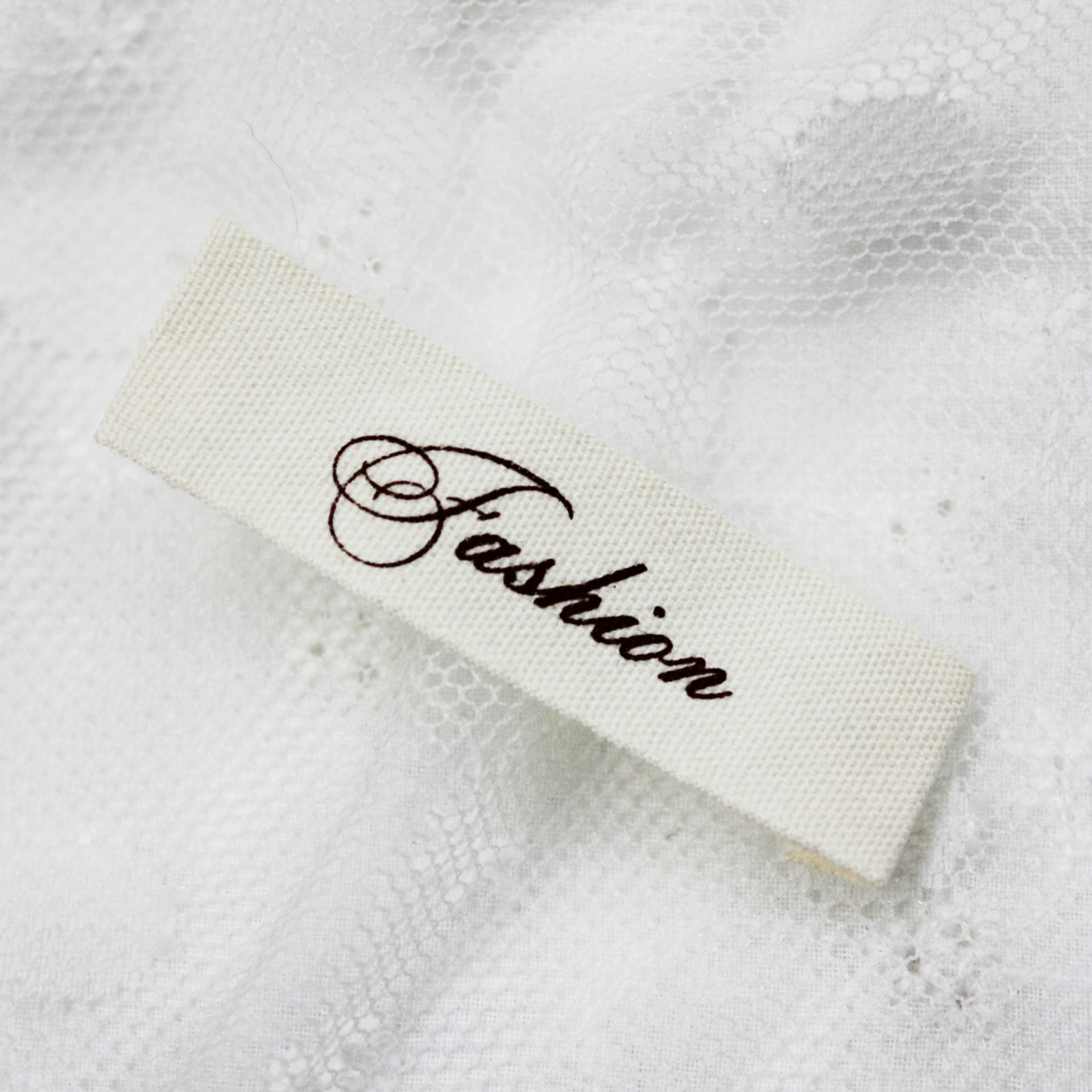 【现货供应】fashion 英文全棉女装领表棉带领标现货dz