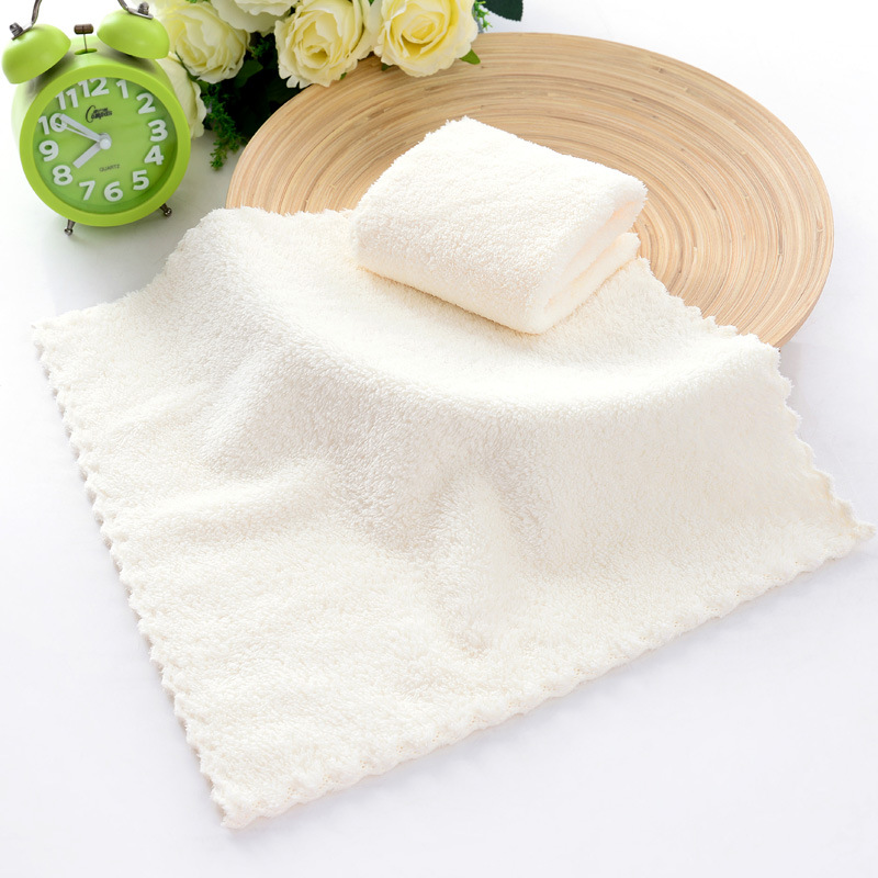 Factory Wholesale High Density Coral Velvet Square Scarf 30 * 30cm Soft Absorbent Household Wipes Face Towel Cleaning Towel