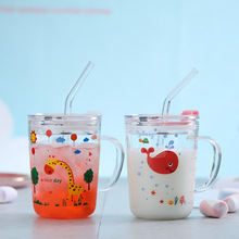 厂家生产带盖吸管杯广告玻璃杯创意涂鸦烤花水杯带刻度学饮牛奶杯