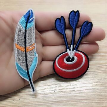 时尚满绣衣服补丁羽毛组合 鞋帽装饰diy 刺绣布贴