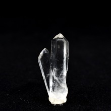 列姆利亚水晶柱原石白水晶牙矿标矿物晶体猫矿地质教学科普标本