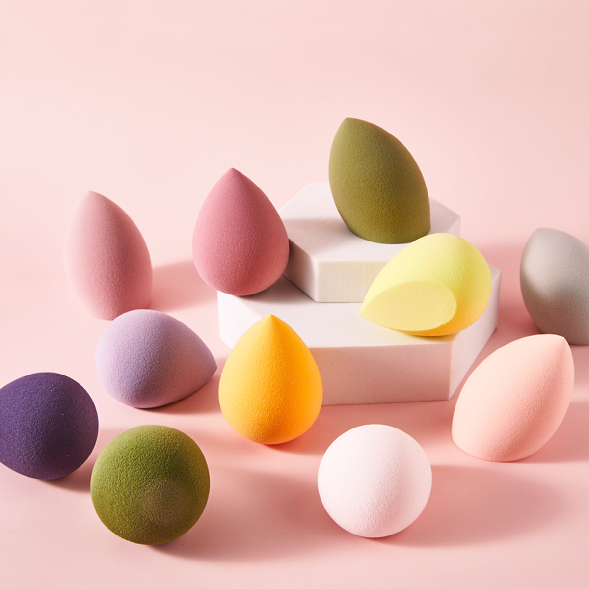 Egg Storage Box Cosmetic Egg Makeup Puff Beauty Blender Wet and Dry Dual-Use Super Soft Smear-Proof Cosmetic Egg Set Box 4 Pack