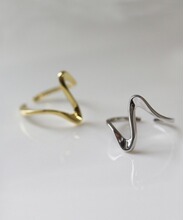 跨境东大门日韩设计感音符戒指铜镀时尚简约流畅线条戒指