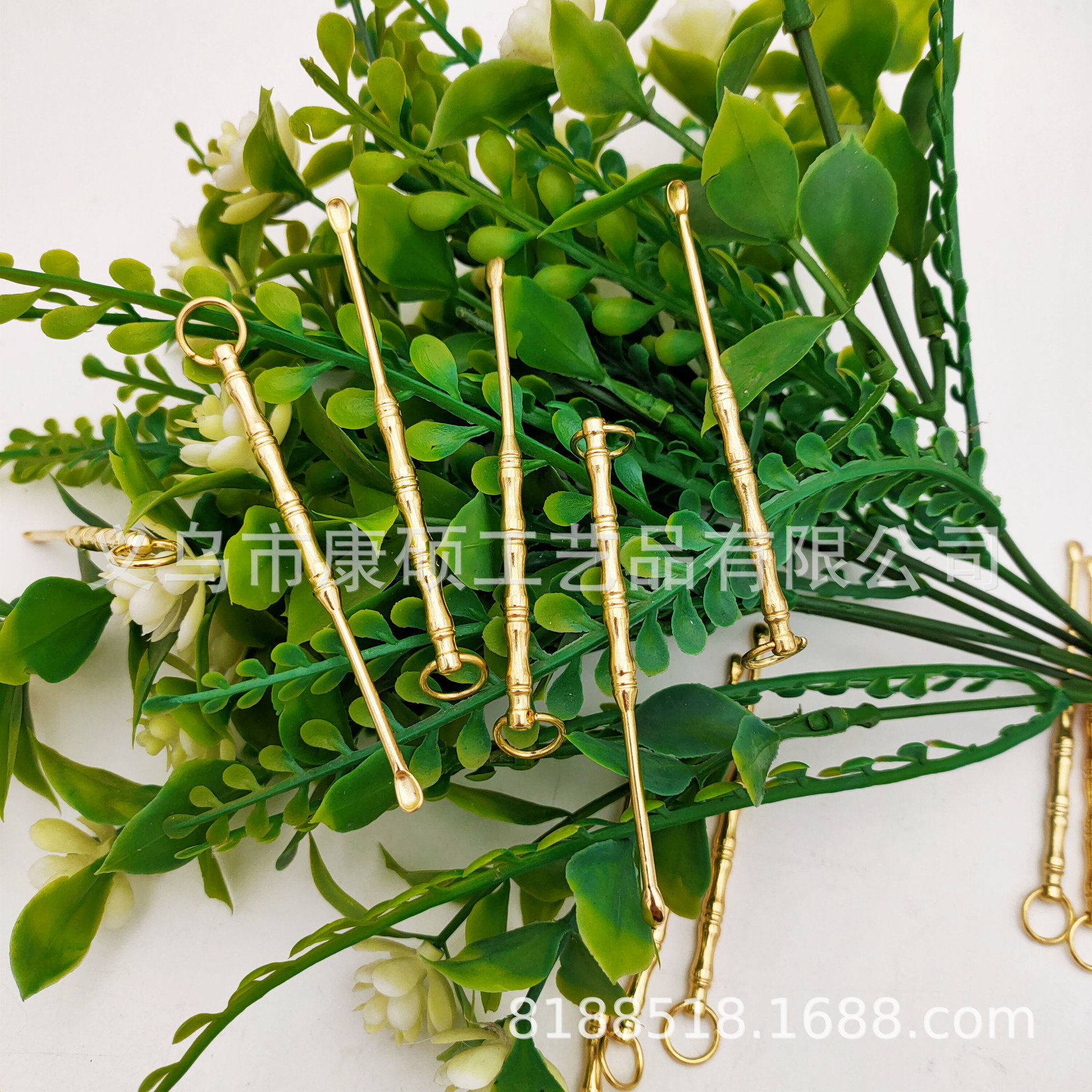 Manufacturer's Large Number of in Stock Wholesale Ear Pick Ear Pick Artifact Imitation Brass Bamboo Joint Ear-Picking Small Gift Live Broadcast with Goods
