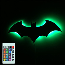 遥控蝙蝠侠镜子灯 LED遥控七彩变色梳妆镜壁灯 装饰灯