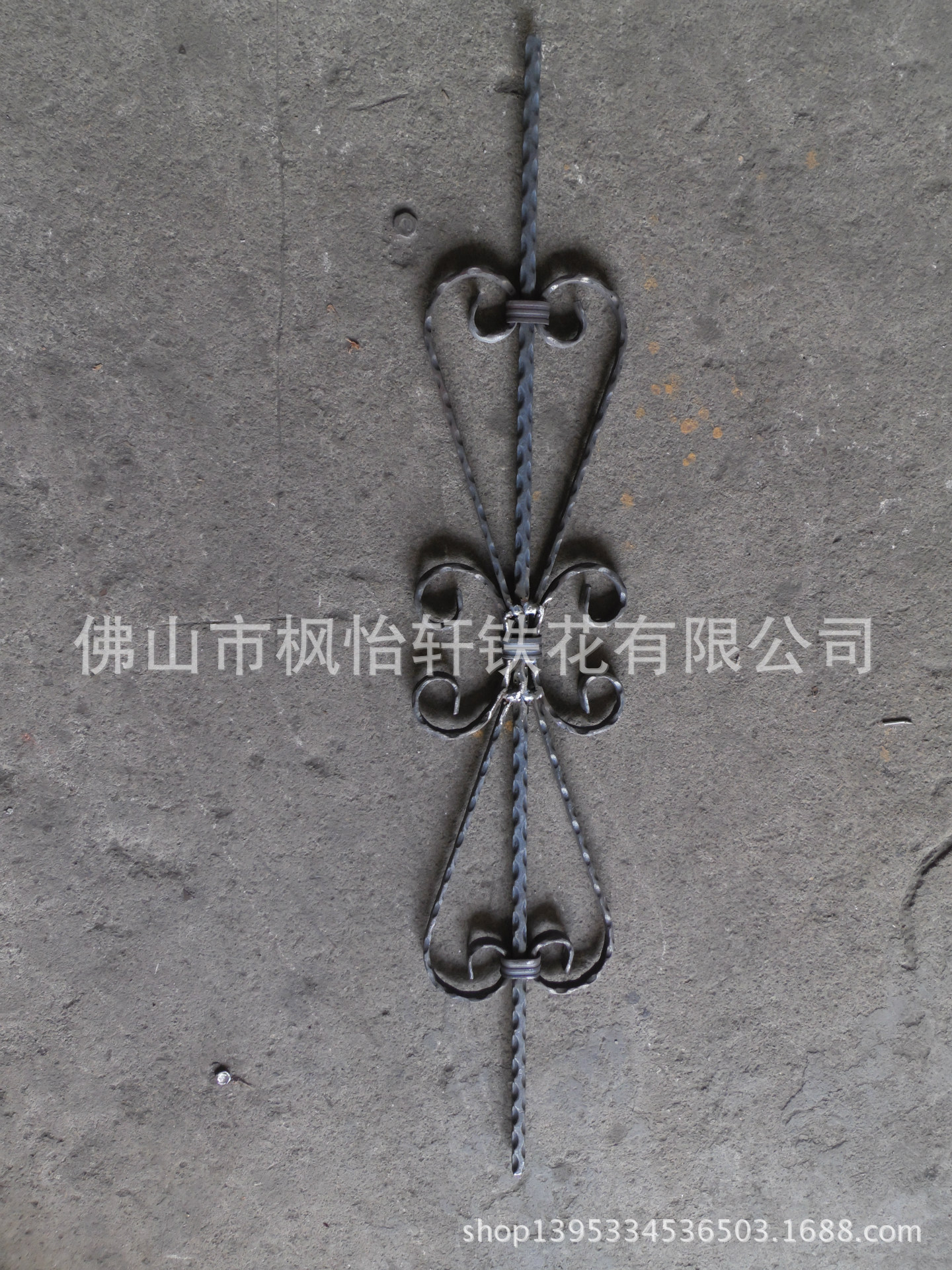 厂家批发 欧式铁艺楼梯扶手配件梯花组合花件铁门配件围栏配件