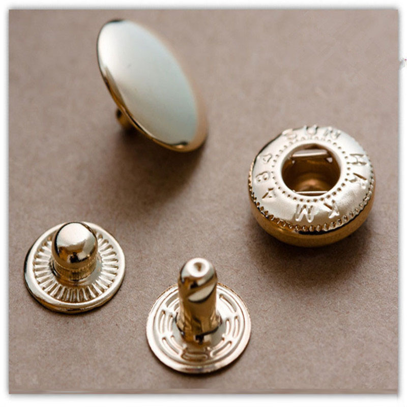 义乌厂家直销金属831# 201#四合扣 钮扣 大量现货圆形铁暗扣