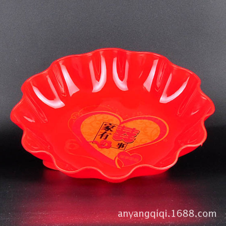 Wholesale Wedding Supplies Red Xi Character Dried Fruit Tray Plastic Melon Seeds with Happy Family Events Candy Plate