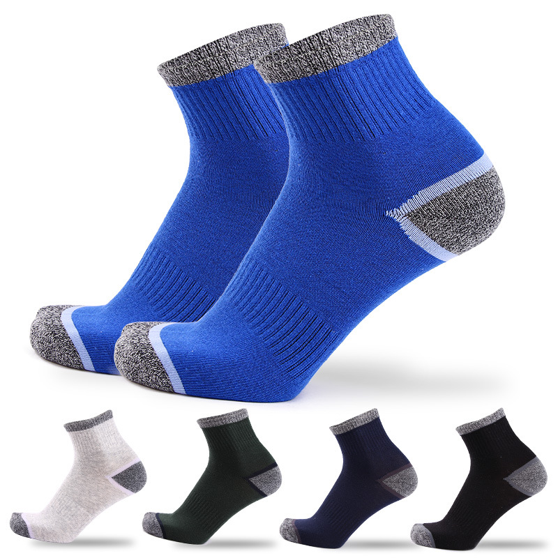 men‘s socks new socks men‘s autumn and winter middle tube cotton socks men‘s outdoor sports socks running men‘s socks basketball socks wholesale