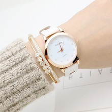 日韩流行水钻学生考试手表带手表百搭气质女表时尚皮带石英表