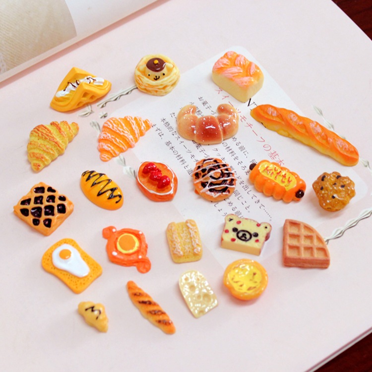 resin simulation small cake bread biscuit ornament accessories diy dollhouse mini candy toy accessories refridgerator magnets