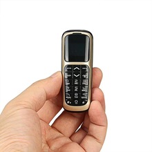 新款迷你手机V2个性小手机蓝牙语音功能按键备用跨境手机外贸批发