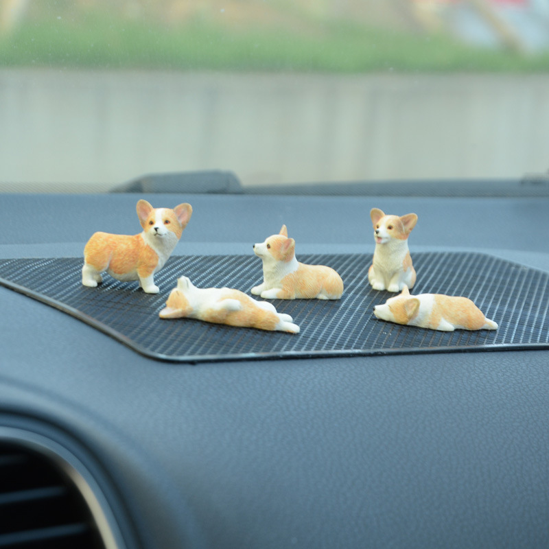 Mini Corgi Car Decoration Resin Crafts Dog Desk Ornaments Decorations Simulated Cake Baking Furnishings