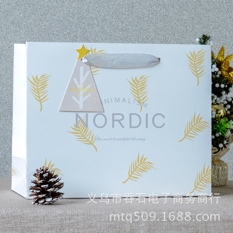 促销北欧简约系列礼品袋 圣诞节礼物包装袋 购物袋服饰袋可印LOGO