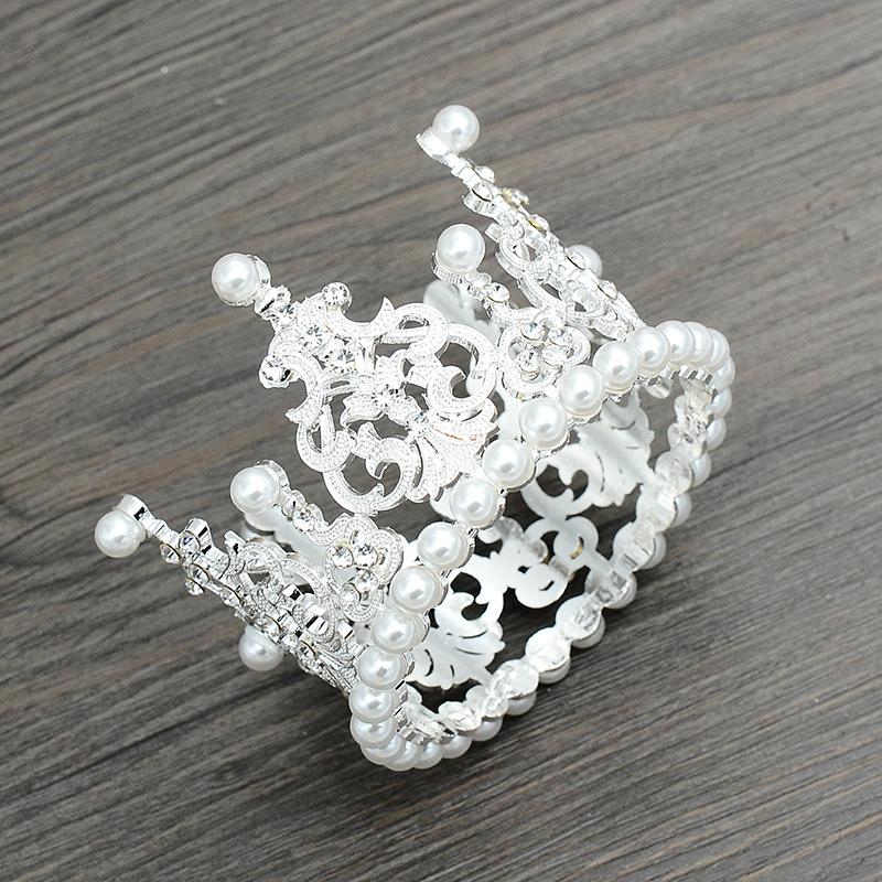 Europe and America Cross Border New Children's Alloy round Crown Bride Ornament Cake Baking Bright Pearl Crown Spot Batch