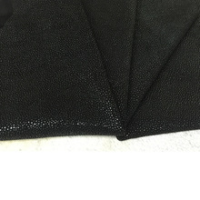 【未然海皮业】厂家直销黑色珍珠鱼纹二层牛反绒滴胶皮真皮皮料