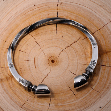 925纯银泰银做旧复古霸气马蹄个性时尚实心麻花银手镯手环批发