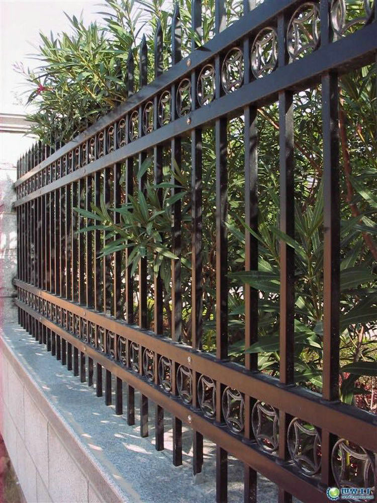 不生锈铁艺护栏