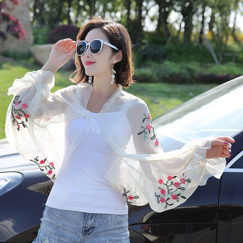 Women's Silk Scarf 2019 New Multi-Functional Sun Protection Clothing Chiffon Summer Seaside Beach Shawl Changeable Ethnic Style Scarf