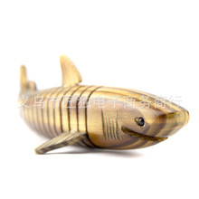 厂家直销 仿真33cm木制鲨鱼 逼真鲨鱼模型动物模型木质工艺品批发