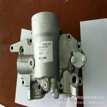 volvo沃尔沃ec200b ec210blc ec220d d6e发动机 机油散热器边盖