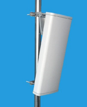 gsm室外高增益基站手机信号放大增强天线单极化接收发射板状天线