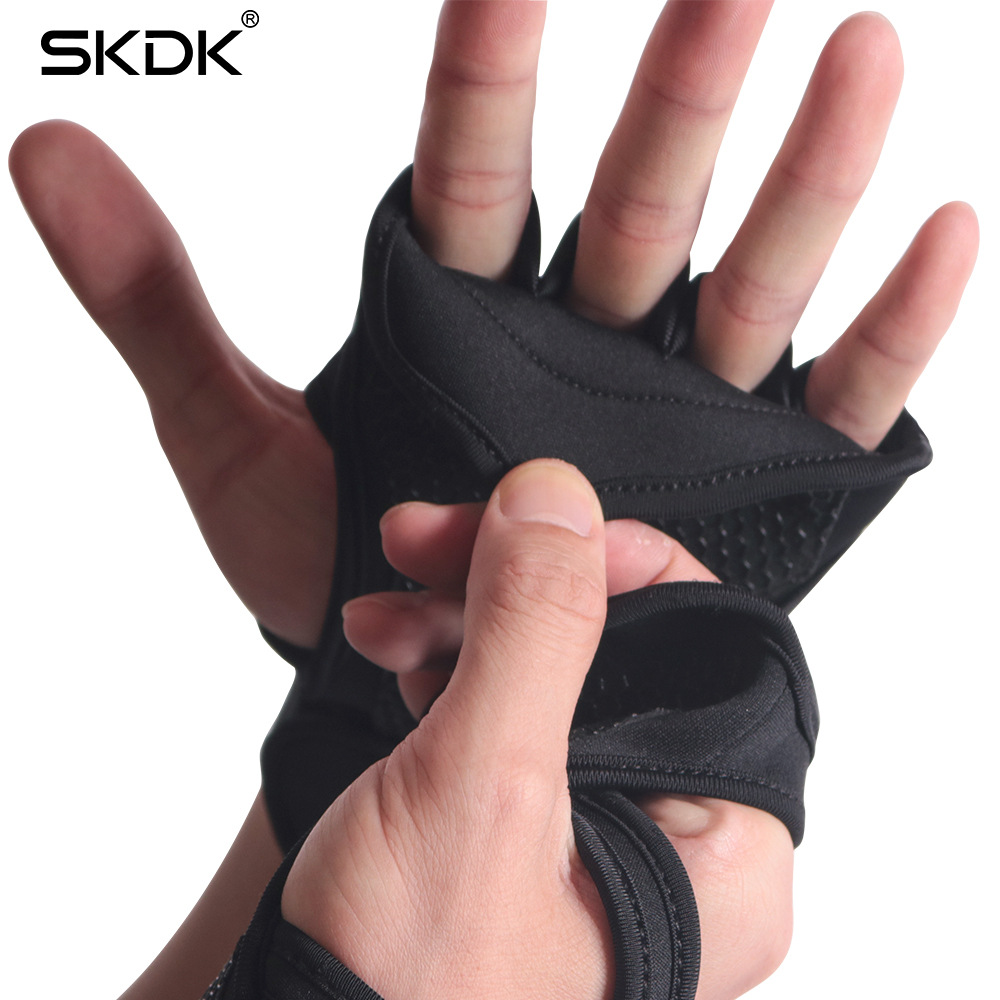 Skdk Factory Direct Sales Diving Cloth Sports Fitness Gloves Palm Gloves Wristband Silicone Non-Slip Hand Guard Cross-Border