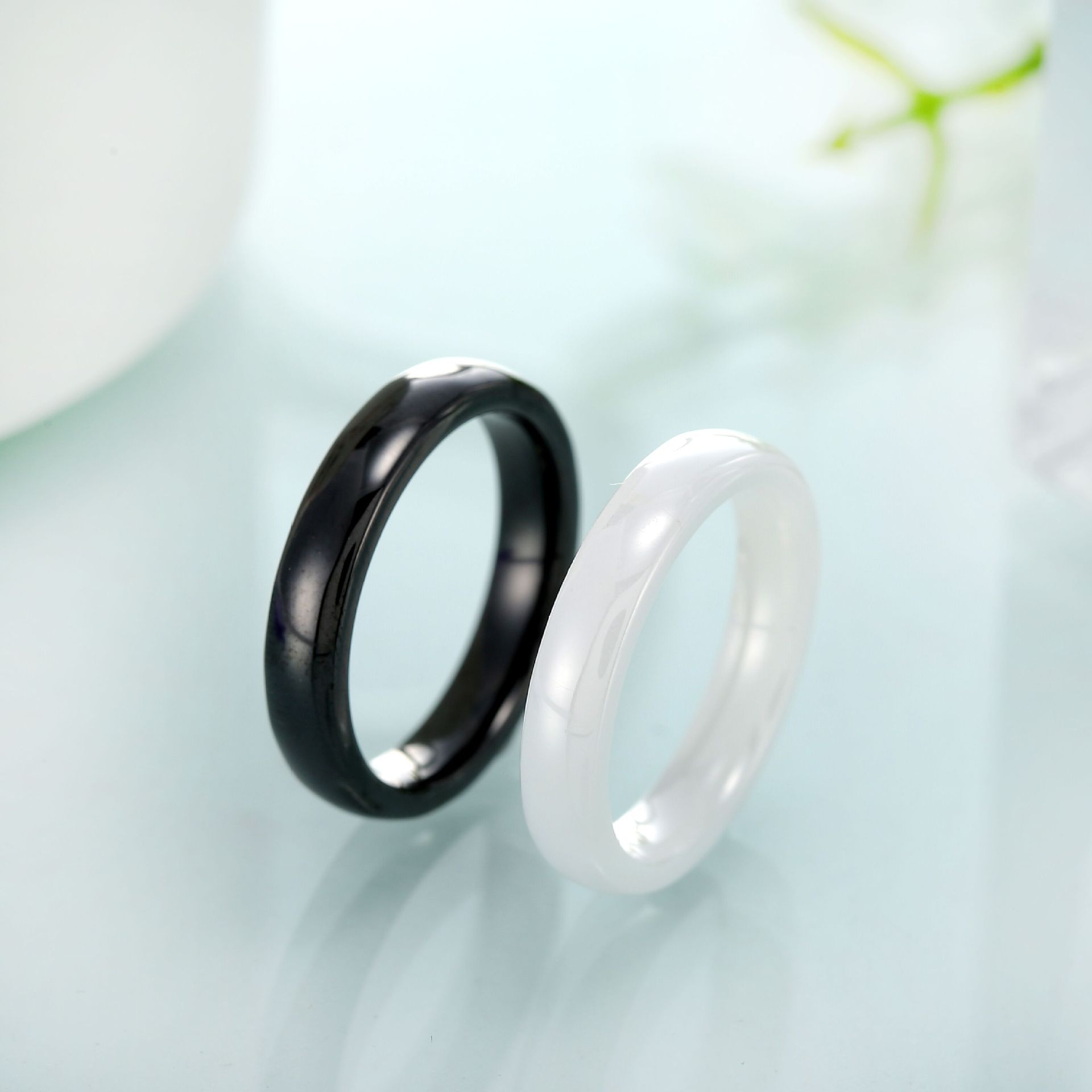 简约时尚4mm内外弧黑白陶瓷戒指黑科技太空陶瓷指环不褪色防刮花