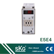 SKG   E5E4拨码数显温控仪 拨码恒温器 通用型恒温器