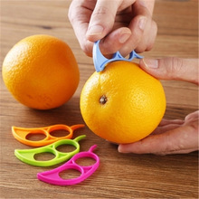 T经典款小老鼠开橙器 创意多功能剥橙子神器 长款塑料 橘子剥皮器