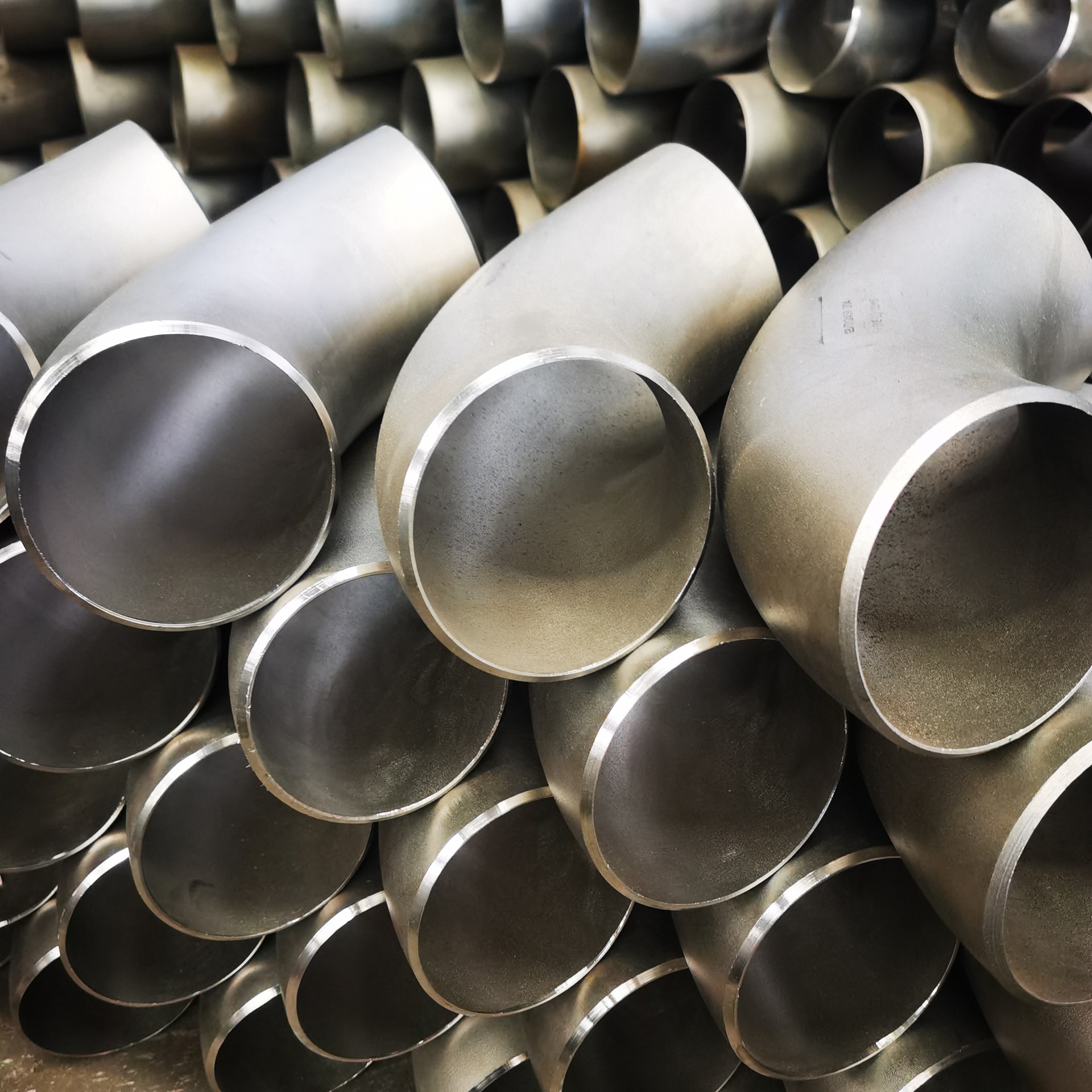 成都 热镀锌弯头 焊接弯头 消防 热熔 玛钢90°丝扣弯头 定制