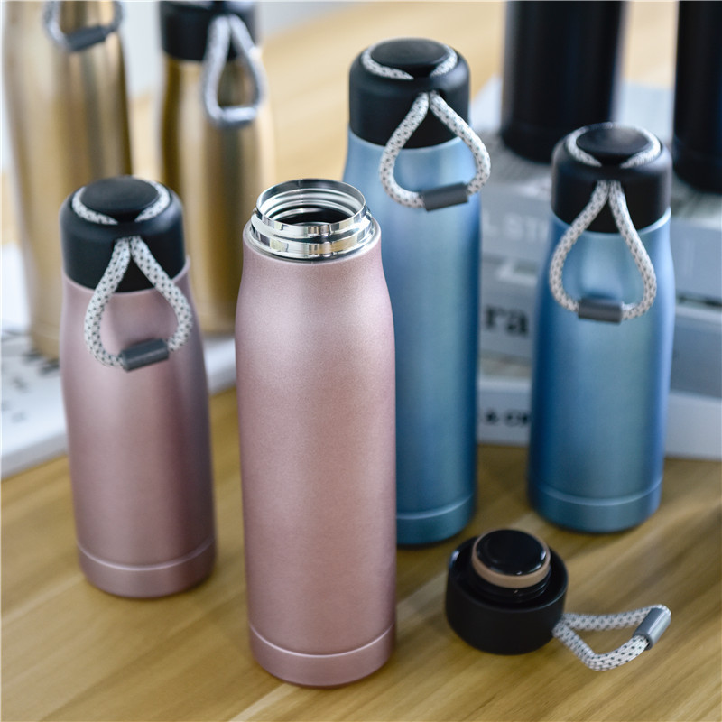 Large Capacity Rope Holding Double-Layer Vacuum Thermos Cup Portable Outdoor Sports Bottle Men's and Women's Fashion Knight Cup Gift Cup