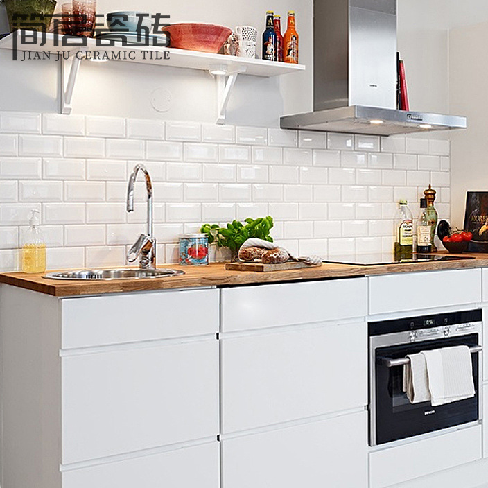 北欧厨卫面包瓷砖 厨房黑色亚光地铁墙砖卫生间浴室小白砖100*200