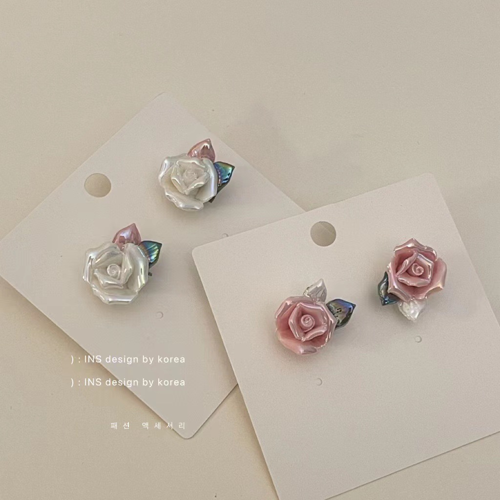 Vintage Oil Painting of Girl Ceramic Rose Stud Earrings French Style Temperament Elegant Pastoral Design Earrings Silver Needle