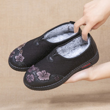 冬季加绒老太太复古棉鞋保暖软底老北京民族风布鞋平底防滑妈妈鞋